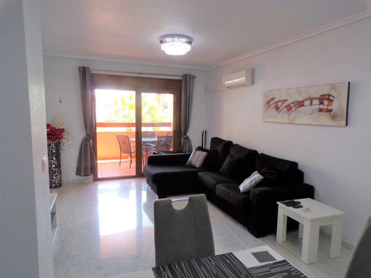 Villamartin Violetas Holiday Home Kültér fotó
