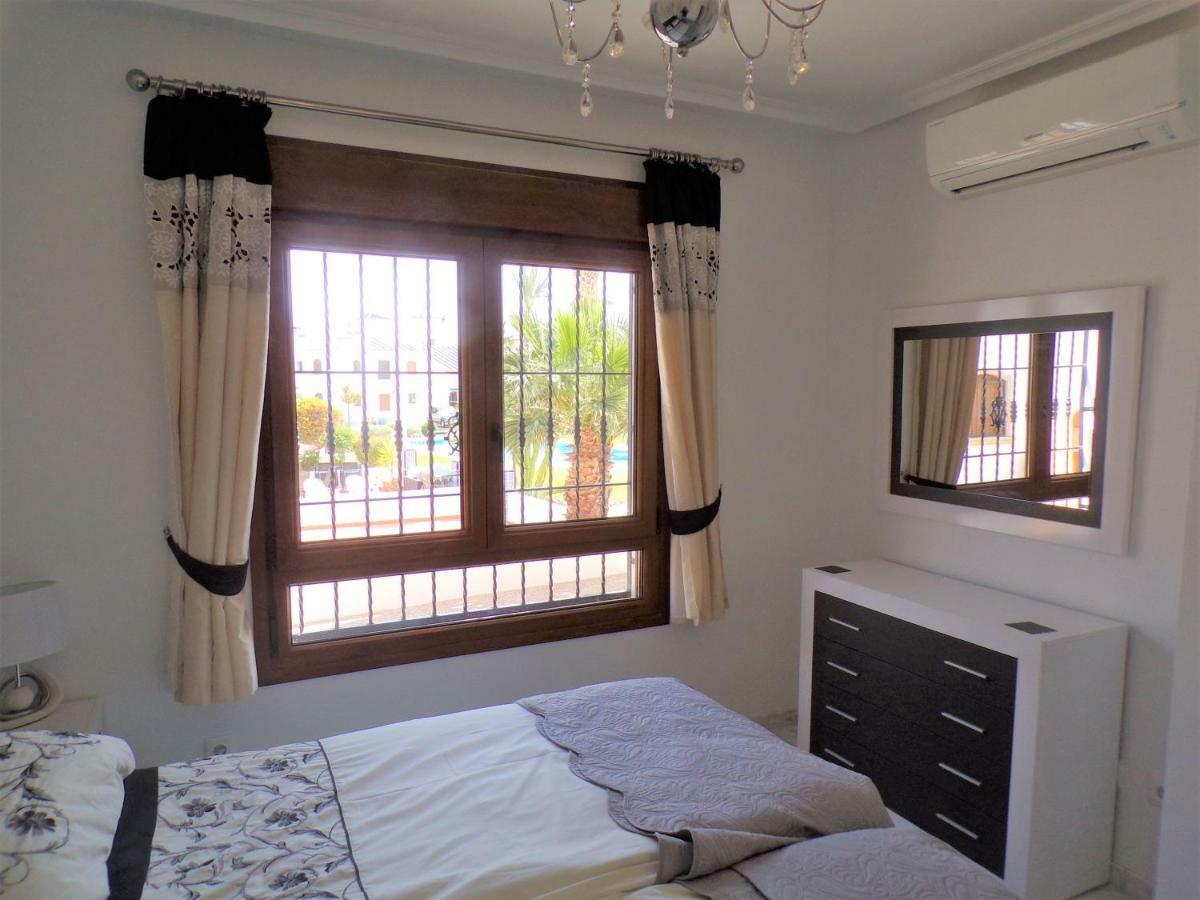 Villamartin Violetas Holiday Home Kültér fotó